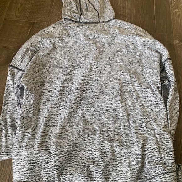 lululemon athletica Gray Long Sleeve Hoodie - Picture 3 of 3